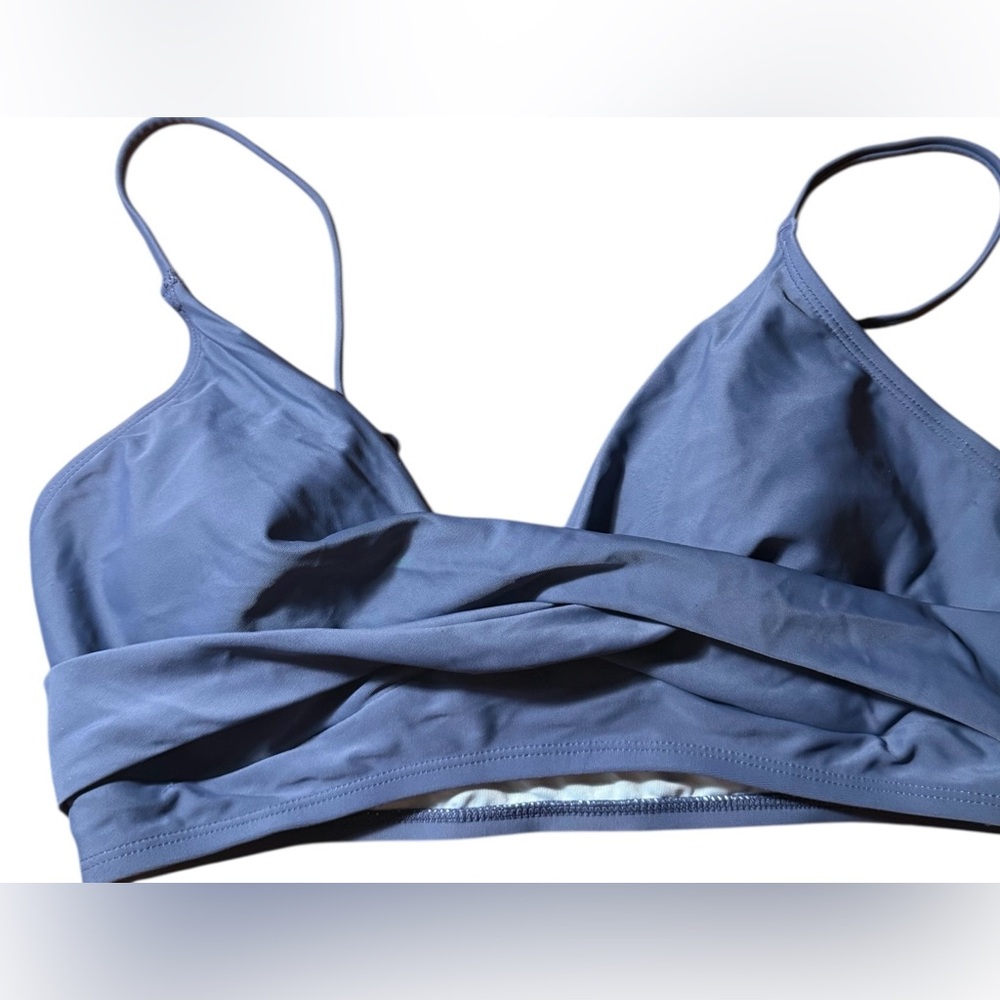 NWT Cupshe Blue Strappy bikini top